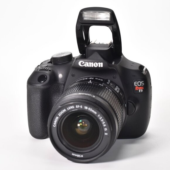 Canon EOS Rebel T5 DSLR Camera 18MP 18-55mm Lens Video 10943 Clicks 32GB SD MINT - Picture 2 of 16